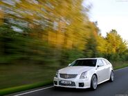 Cadillac-CTS-V Sport Wagon-2011-1024-1c