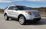 2011-ford-explorer-passenger-motion