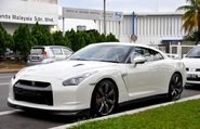 Nissan-gtr-5.jpg (106 KB)