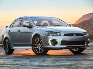Mitsubishi-Lancer GT-2016-1024-01