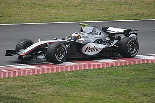 フジミ　1/20 マクラーレン　MP4-27 Mclaren Mercedes 1:20 Mclaren MP4/27 Australia Grand Prix Model Kit | FUJ