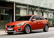 2010-volvo-c30-large-2