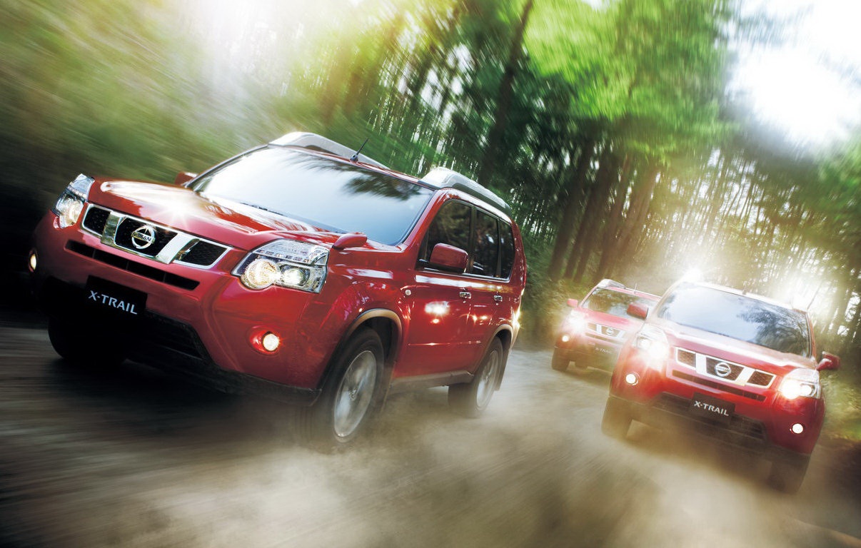 Discontinued Nissan X-Trail (2003-2010) Features & Specs