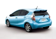 Prius-c2-1321366897.jpg (278 KB)