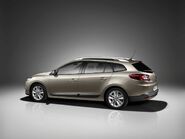 New-renault-megane-sport-tourer 4