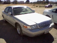 2000 Ford Crown Victoria