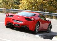 Ferrari-458 Italia 2011 3