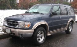 Ford Explorer (1)