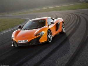 McLaren-650S-2015-1024-08