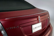 2010 LincolnMKS EB 03