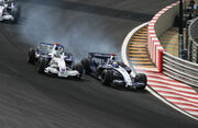 Nico Rosberg overtaking Heidfeld 2007 Brazil