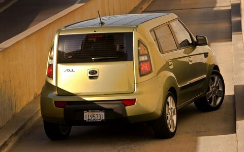 2010-kia-soul-us-spec 2.jpg