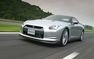 Nissan gtr1.jpg (41 KB)