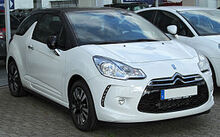 280px-Citroën DS3 front 20100410