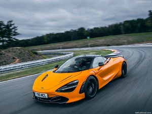 McLaren-720S Track Pack-2019-1024-02