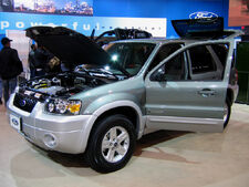 800px-Ford escape hybrid