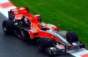  hit the wall during the second free practice session.