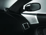 Aston-Martin-BangOlufsen-3.jpg (167 KB)