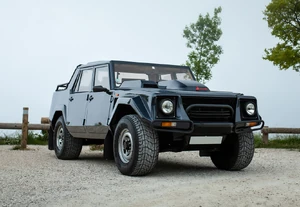 Lamborghini LM002 Black