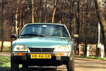 800px-Citroen CX serie 1