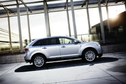 2011-Lincoln-MKX-42