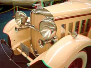 30s Lincoln front half detail