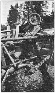 1907 Itala - bridge crash - Project Gutenberg etext 17432