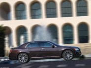 Lancia-Thema-2012-1024-1b.jpg (94 KB)