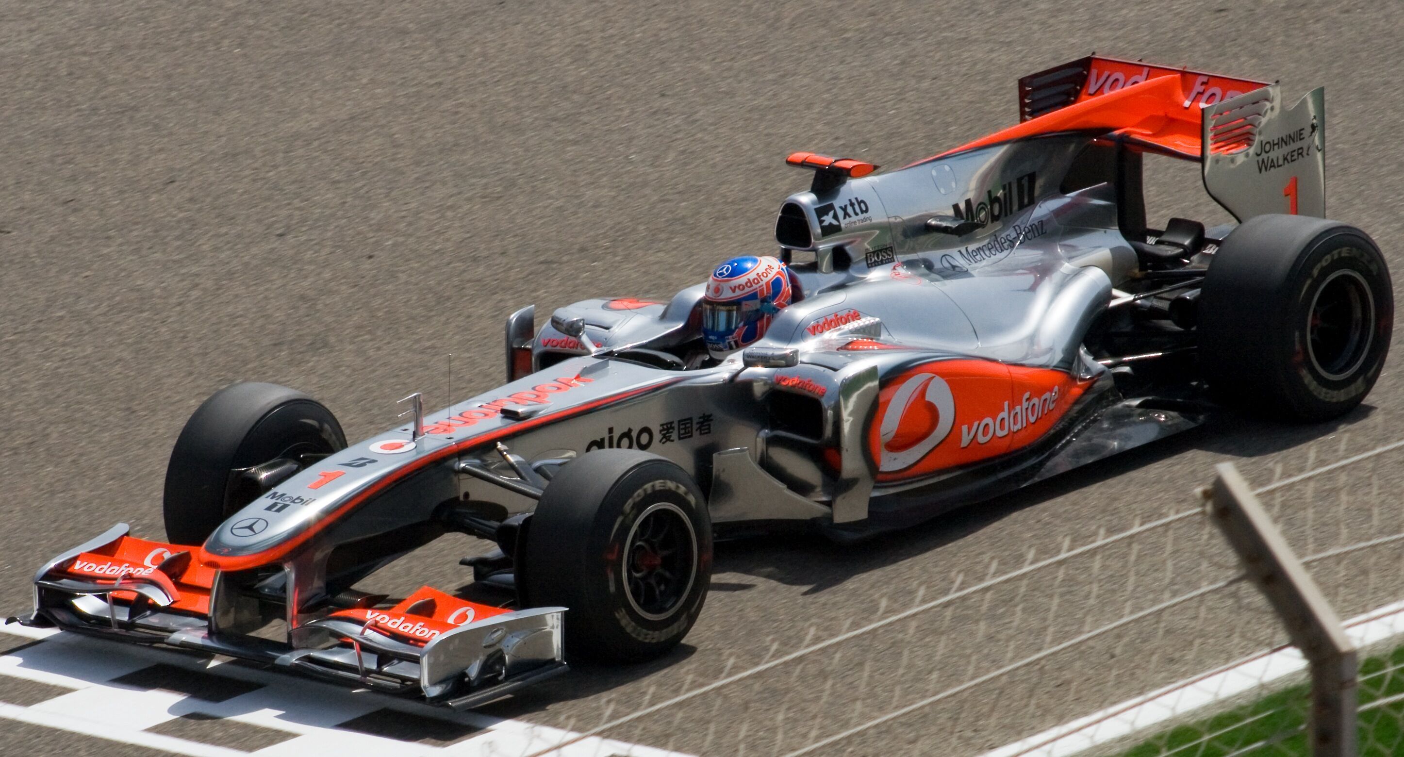 McLaren MP4-25 | Autopedia | Fandom