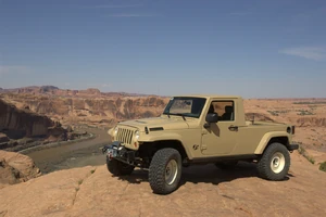 Jeepjtconcept ab---16