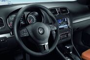 VW-Golf-VI-61