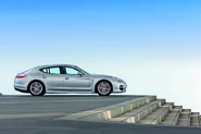 Porsche-Panamera-Shanghai-16.jpg (304 KB)