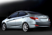 2011-Hyundai-Accent-Verna-2