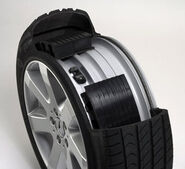 107975706c3761 02 runflat.jpg (14 KB) Run-Flat Tire