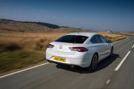 Vauxhall-insignia-grand-sport-306017