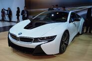 BMW-i8-2014-1