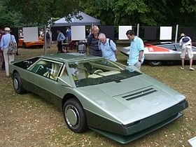 Aston Martin Bulldog-2