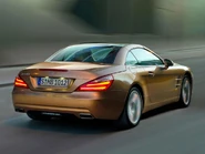 26-2012-mb-sl-leak2.jpg (80 KB)