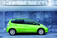 2011-Honda-Jazz-Hybrid-2