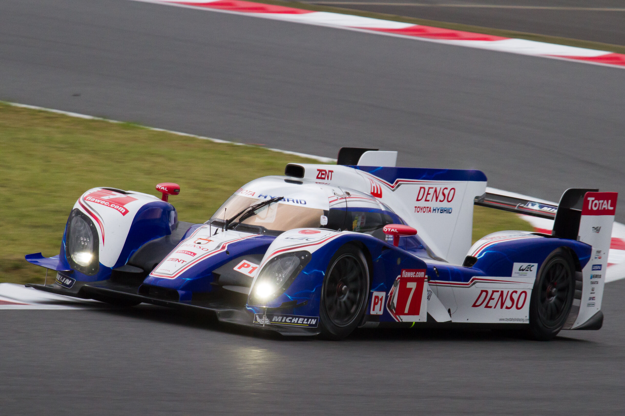 トヨタ TS030 HYBRID 7号車 2012年 ルマン 1/43