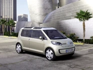 VW up blue concept 001.jpg (331 KB)