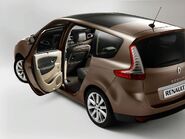 New-renault-grand-scenic 5