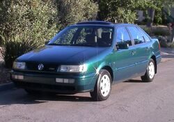 800px-VW Passat 1996 NA TDI f