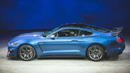 2016-Ford-Mustang-Shelby-GT350-4