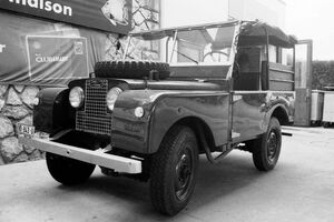 Land-Rover-Rama27