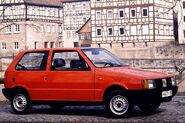 Fiat-Uno-955