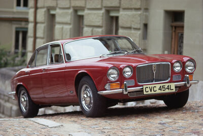 Jaguar-XJ6-Series-I-Maroon