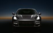 Porsche-Panamera-4.jpg (75 KB)