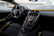 2019-lamborghini-aventador-s-dashboard-carbuzz-364722