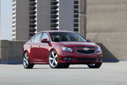 2011-Chevy-Cruze-RS-15